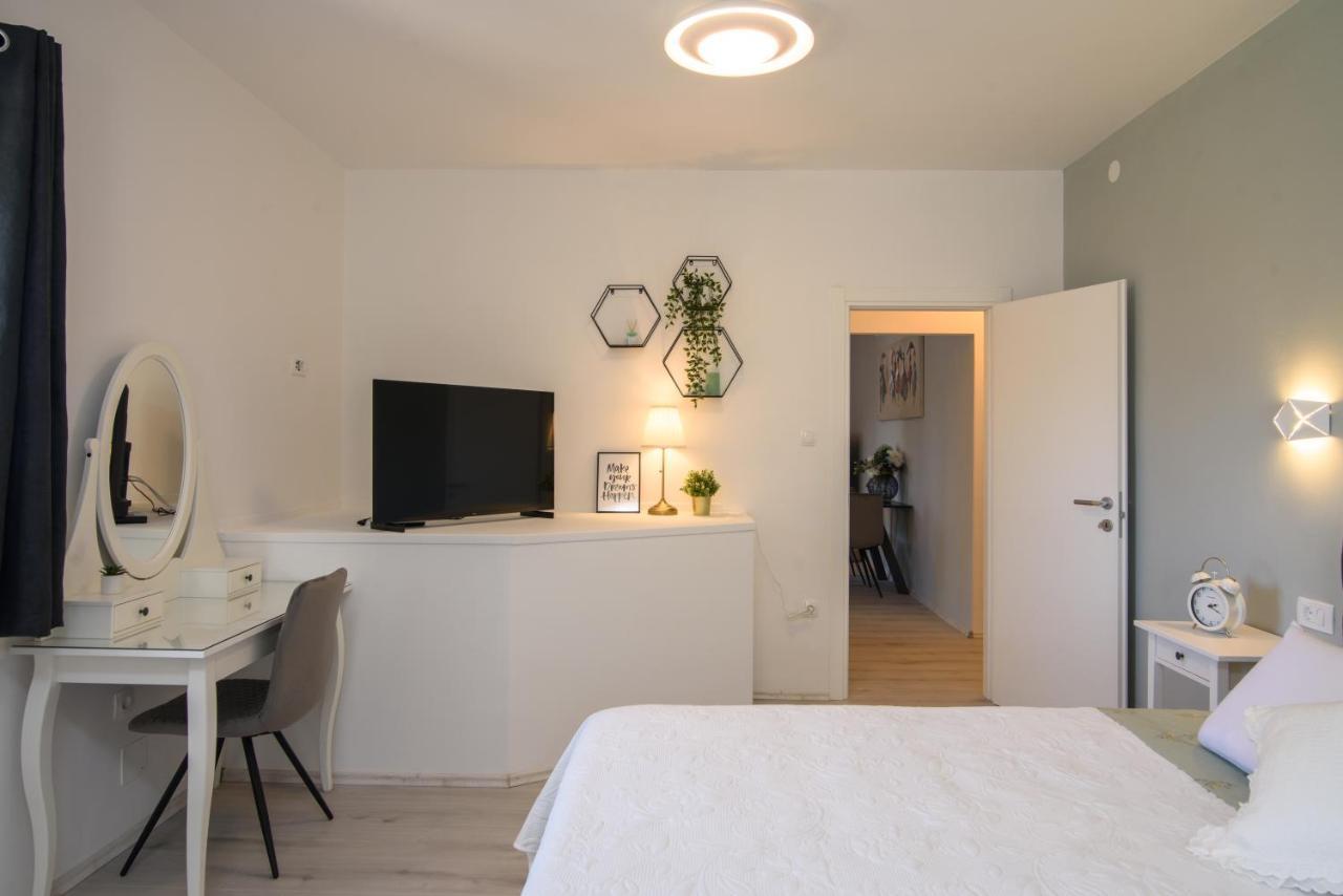 Luxury Apartment Hajdi Trogir Exterior foto